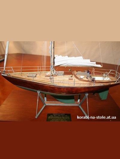 Чертёж модели Современной яхты Machichaco (1900) для сборки и историческая справка