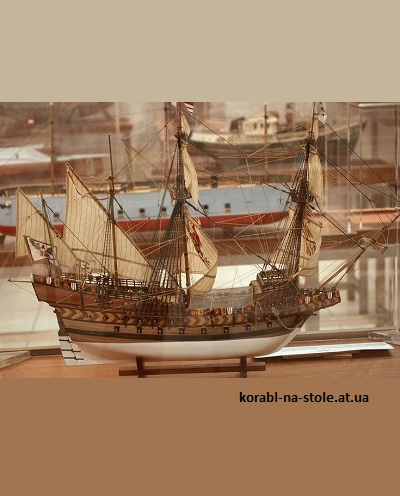 Чертёж модели Галеона Sant`Yago / Сантьяго (1540) для сборки и историческая справка