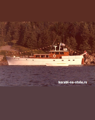 Чертёж модели Моторного крейсера Кловелли / motorcruiser CLOVELLY для сборки и историческая справка