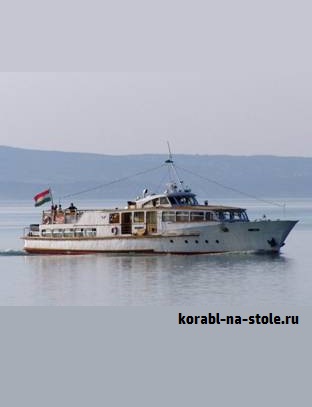 Чертёж модели Моторного крейсера типа 303 / motorcruiser type 303 для сборки и историческая справка