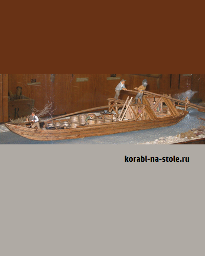 Чертёж модели Дунайской транспортной баржи / barge Danubian (XVIII) для сборки и историческая справка